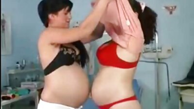 מכיוון שאבא לא יכול לרצות את אשתו, הבן סרטי סקס לצפיה חינם החורג צריך להכות את אמו החורגת.